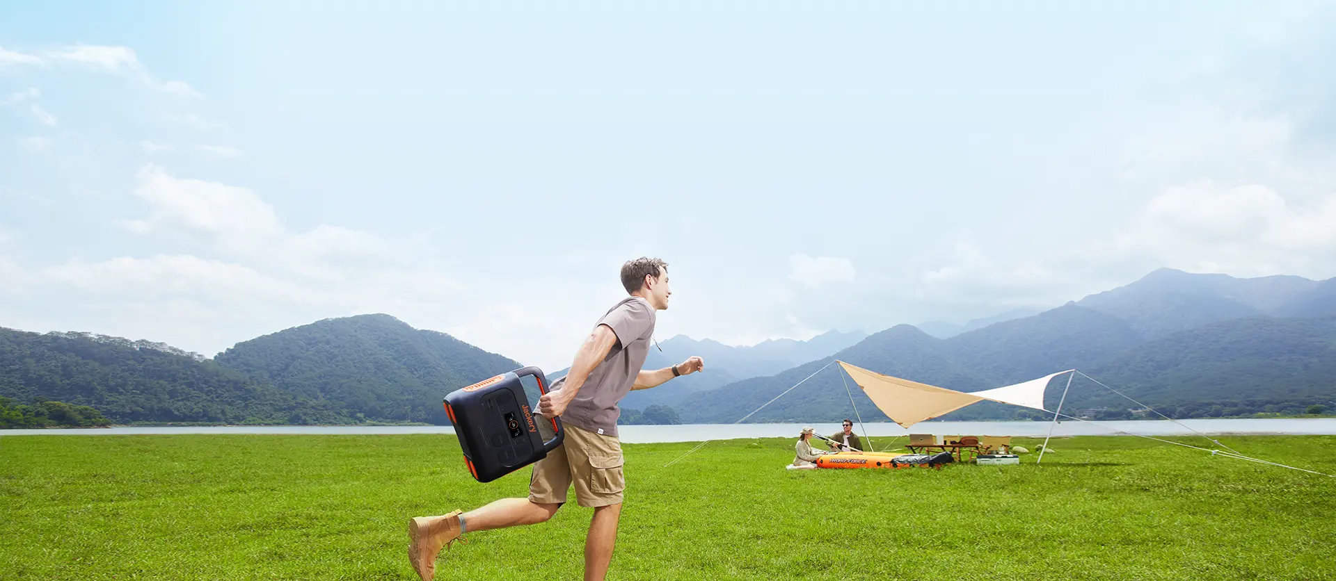 Jackery Explorer Portable Power Station Pro